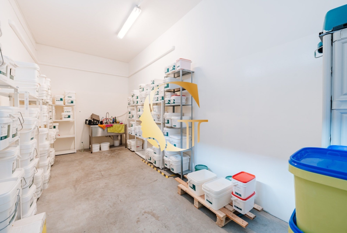 GODDESS PROPERTY – exkluzívne – PRENÁJOM – SKLAD 165 m2 s kanceláriami 30 m2 – mini SKLAD  – Hviezdna ulica – PODUNAJSKÉ BISKUPICE