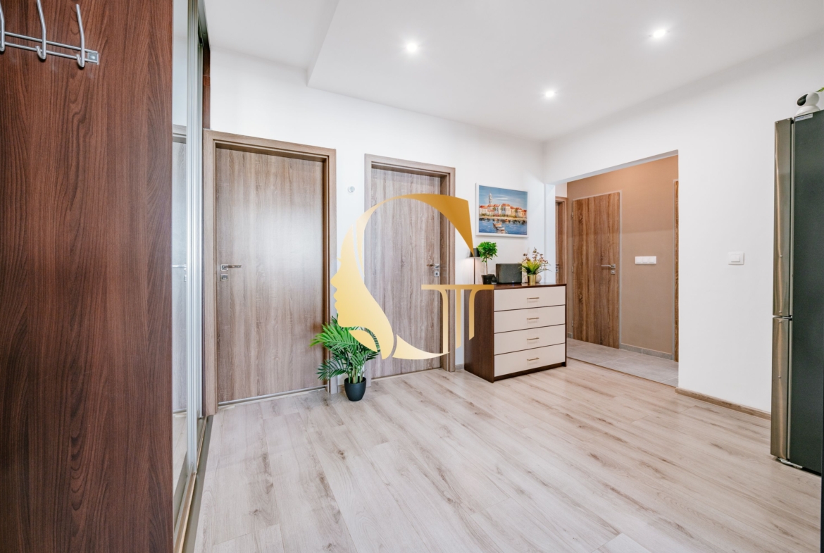 GODDESS PROPERTY – rezervované  – PREDAJ 4 izbový byt 85 m2 – LOGGIA – moderne zariadený – kompletná rekonštrukcia – TUPOLEVOVA ulica – Petržalka