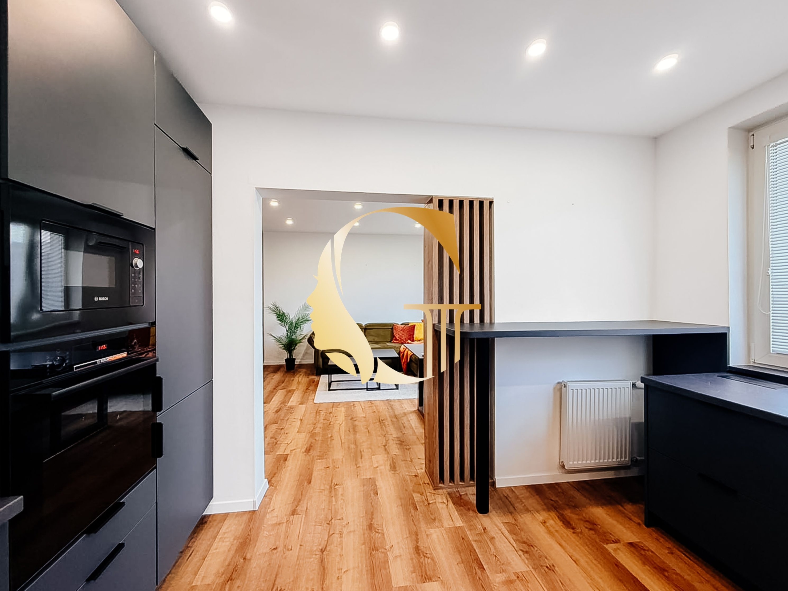 GODDESS PROPERTY – exkluzívne – PREDAJ 4 izbový byt 85 m2 – LOGGIA – moderný – kompletná rekonštrukcia – PLANCKOVA ulica – Petržalka