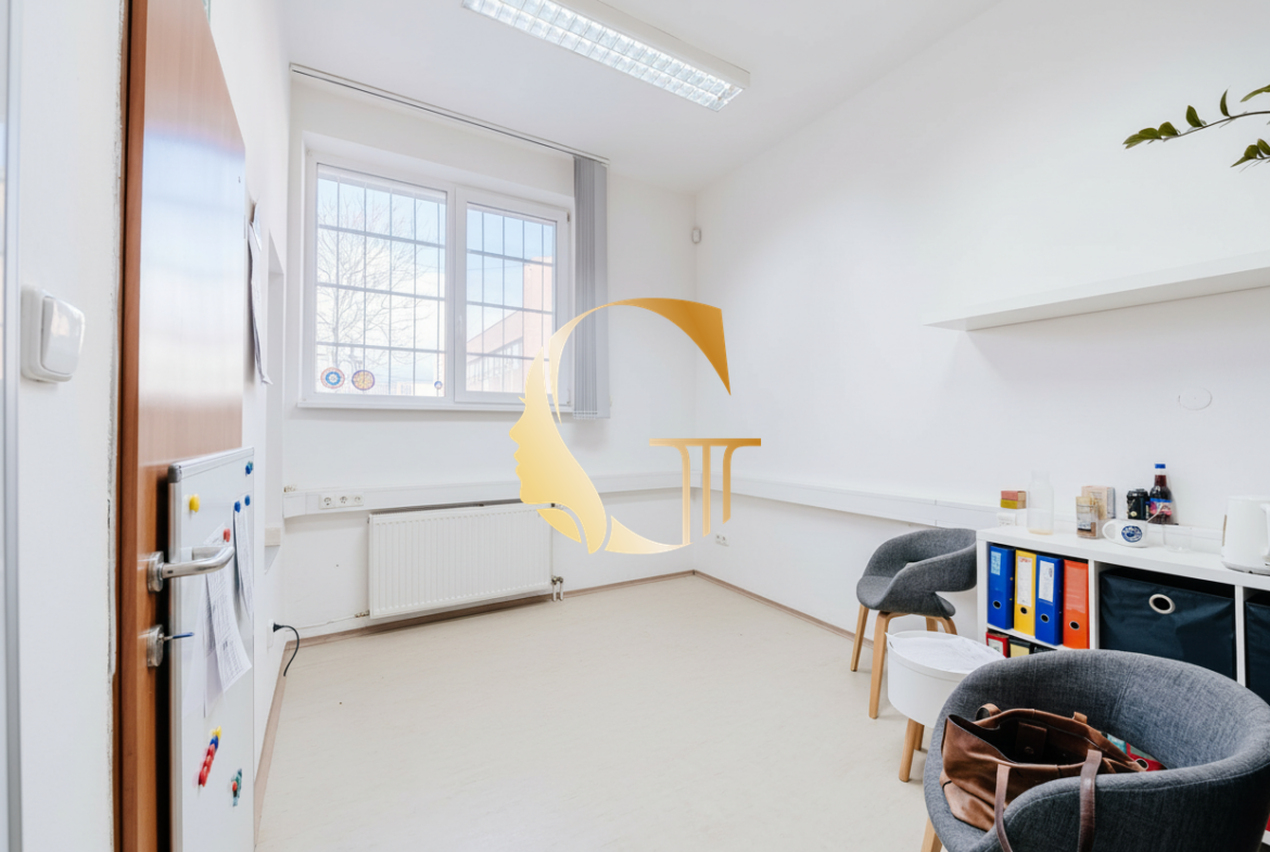 GODDESS PROPERTY – exkluzívne – PRENÁJOM – SKLAD 165 m2 s kanceláriami 30 m2 – mini SKLAD  – Hviezdna ulica – PODUNAJSKÉ BISKUPICE