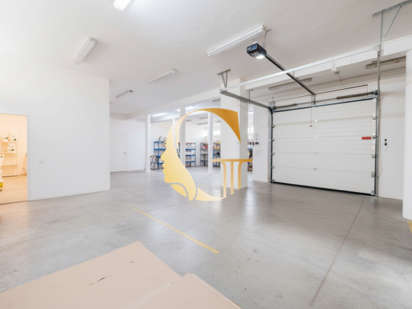 GODDESS PROPERTY – exkluzívne – PRENÁJOM – SKLAD 165 m2 s kanceláriami 30 m2 – mini SKLAD  – Hviezdna ulica – PODUNAJSKÉ BISKUPICE