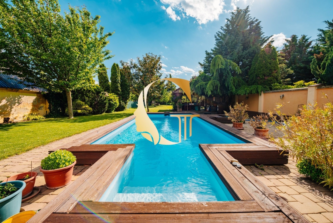 GODDESS PROPERTY – PREDAJ – 5 izbový rodinný dom s BAZÉNOM a s DVOJGARÁŽOU – 10x parkovanie – Padlých hrdinov – PODUNAJSKÉ BISKUPICE
