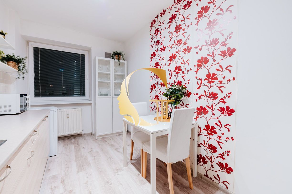 GODDESS PROPERTY – exkluzívne – PRENÁJOM – zrekonštruovaný 2-izbový 54 m2 s výťahom – Vazovová ulica – Staré Mesto