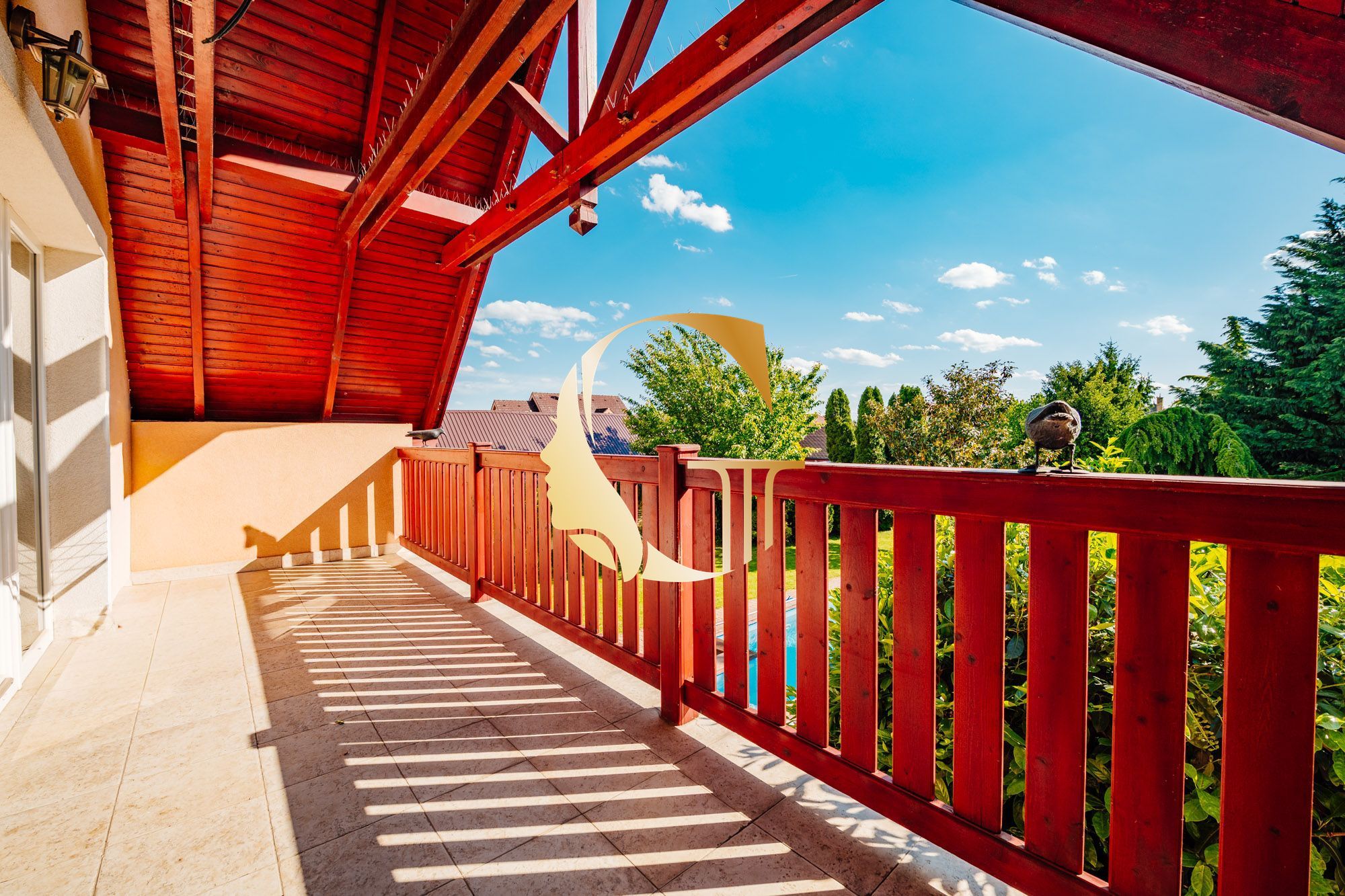 GODDESS PROPERTY – PREDAJ – 5 izbový rodinný dom s BAZÉNOM a s DVOJGARÁŽOU – 10x parkovanie – Padlých hrdinov – PODUNAJSKÉ BISKUPICE