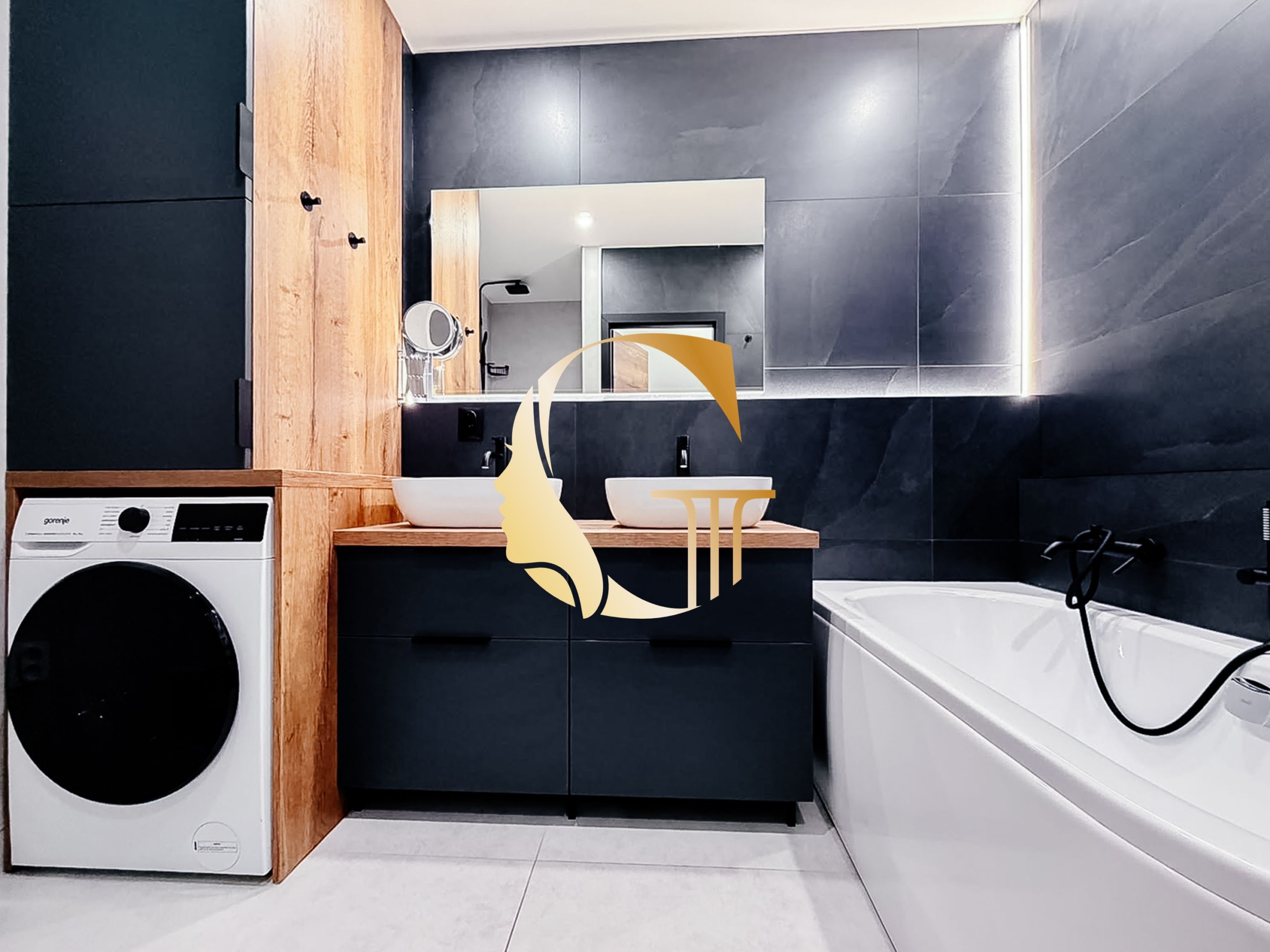 GODDESS PROPERTY – rezervované – PREDAJ 4 izbový byt 85 m2 – LOGGIA – moderný – kompletná rekonštrukcia – PLANCKOVA ulica – Petržalka