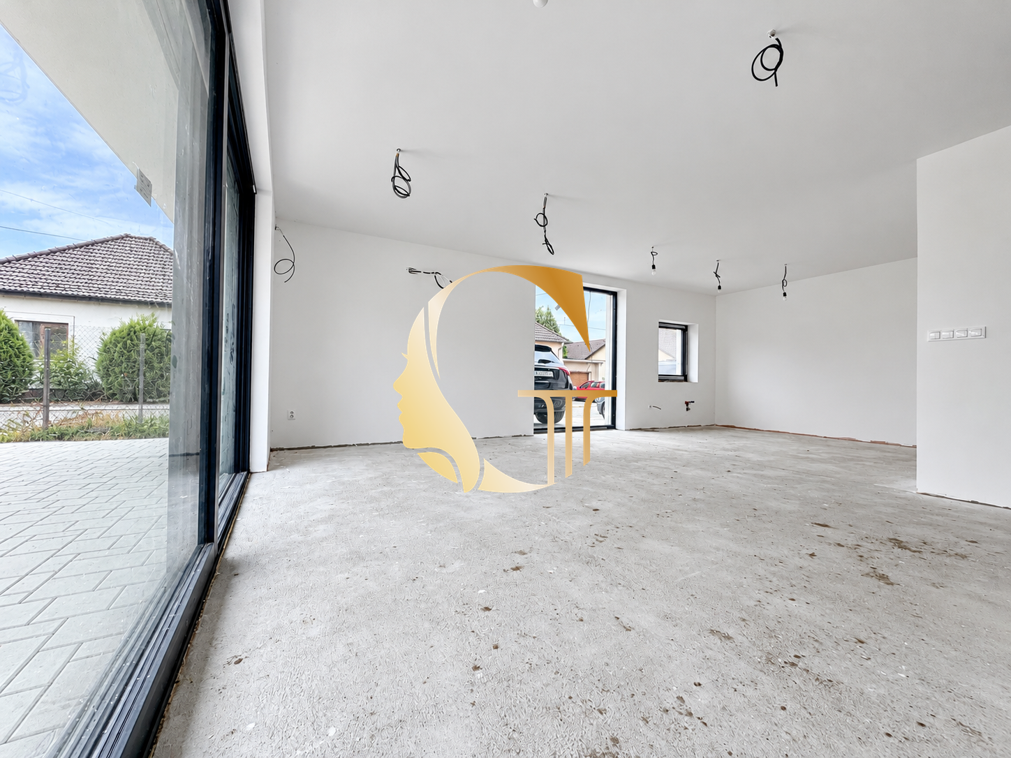 GODDESS PROPERTY – exkluzívne – PREDAJ – 5 izb novostavba – RODINNÝ DOM – 181 m2 – TERASA – 4x parking – sklad – pozemok 230 m2 – Nová ulica – LOZORNO