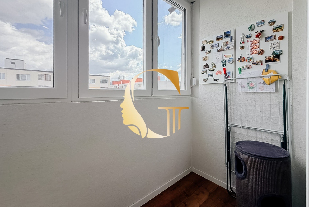 GODDESS PROPERTY – rezervované – PREDAJ 4 izbový byt 85 m2 – LOGGIA – moderný – kompletná rekonštrukcia – PLANCKOVA ulica – Petržalka