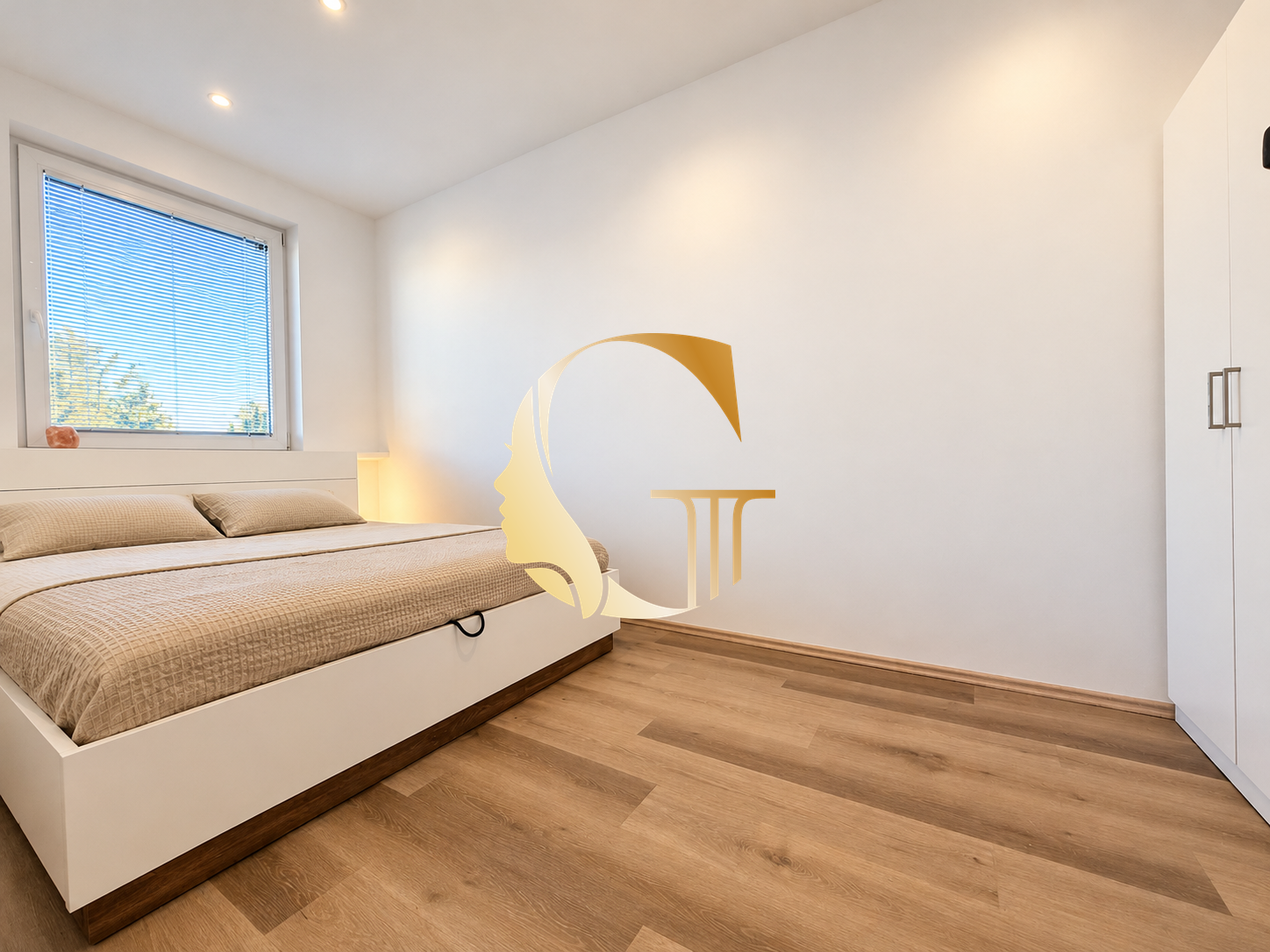 GODDESS PROPERTY – exkluzívne – PRENÁJOM – 2-izbový byt 45 m2 – zasklenná LOGGIA – ZARIADENÝ – moderný – Hraničná ulica – Ružinov