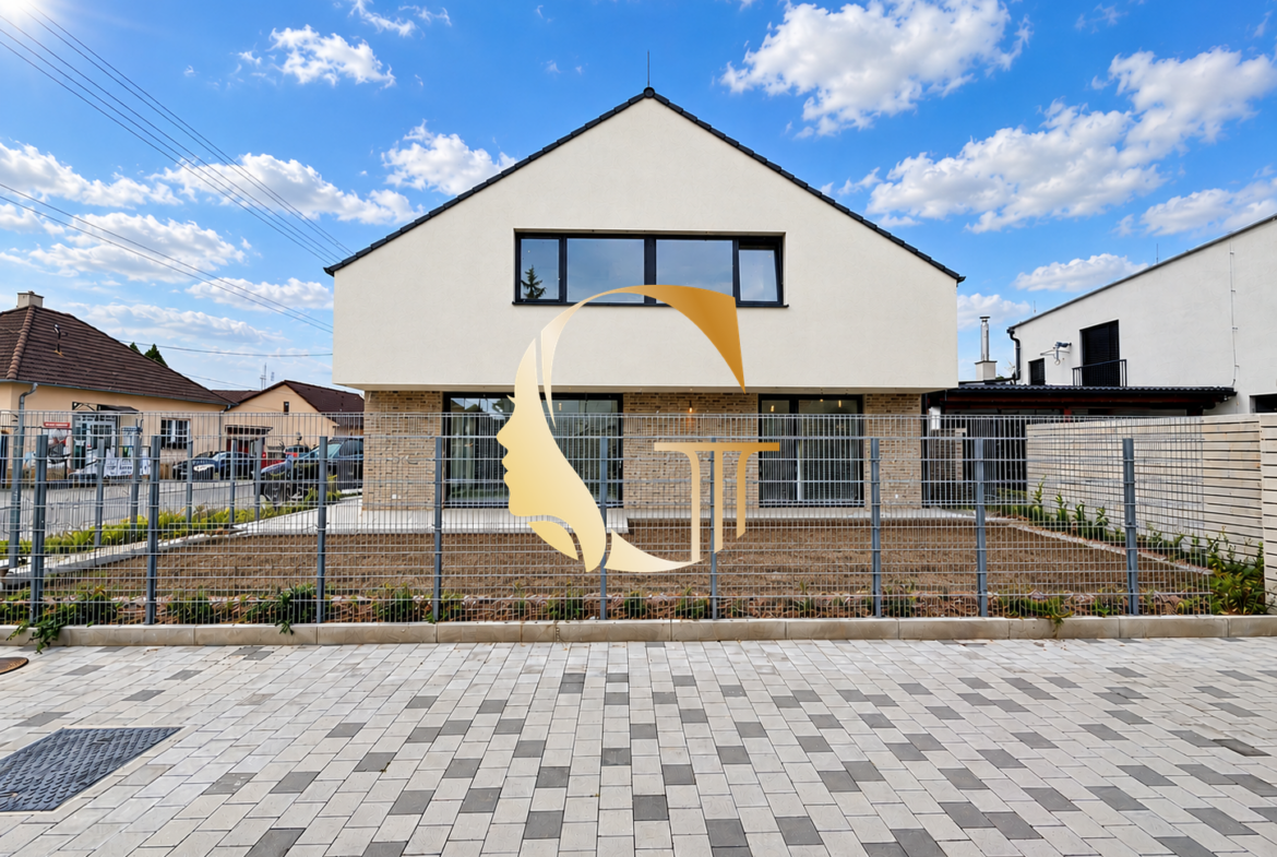 GODDESS PROPERTY – exkluzívne – PREDAJ – 5 izb novostavba – RODINNÝ DOM – 181 m2 – TERASA – 4x parking – sklad – pozemok 230 m2 – Nová ulica – LOZORNO