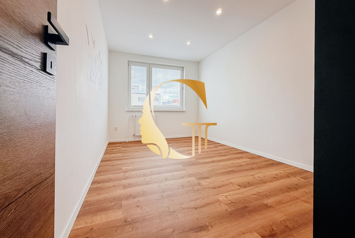 GODDESS PROPERTY – rezervované – PREDAJ 4 izbový byt 85 m2 – LOGGIA – moderný – kompletná rekonštrukcia – PLANCKOVA ulica – Petržalka