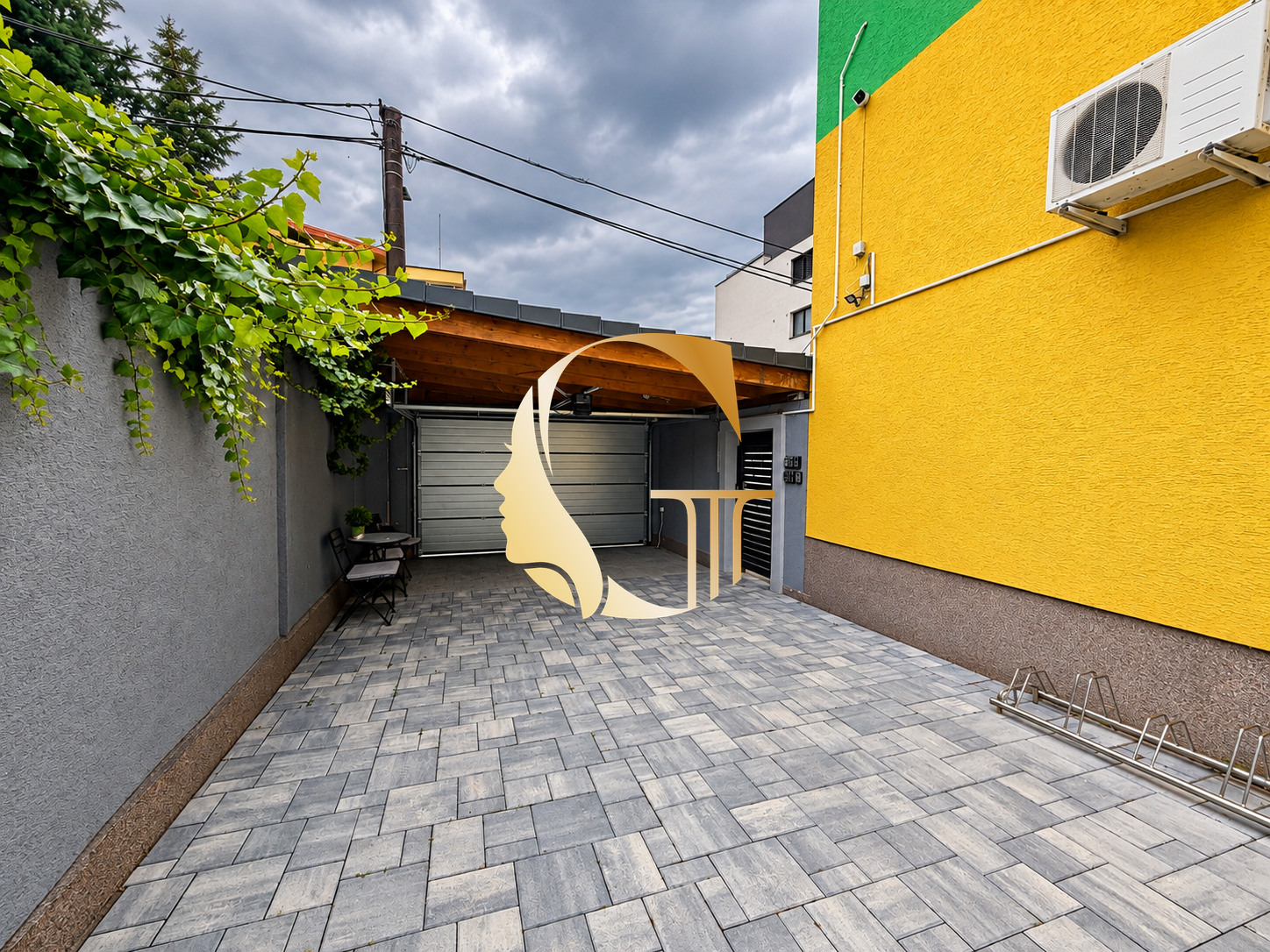 GODDESS PROPERTY – rezervované – PRENÁJOM obchodný priestor 50 m2 – PARKOVANIE – Teslova ulica – Ružinov