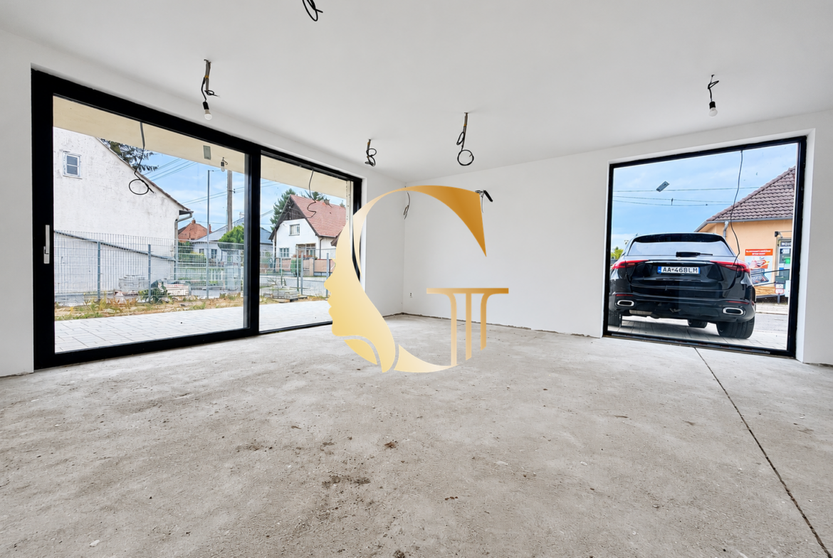 GODDESS PROPERTY – exkluzívne – PREDAJ – 5 izb novostavba – RODINNÝ DOM – 181 m2 – TERASA – 4x parking – sklad – pozemok 230 m2 – Nová ulica – LOZORNO