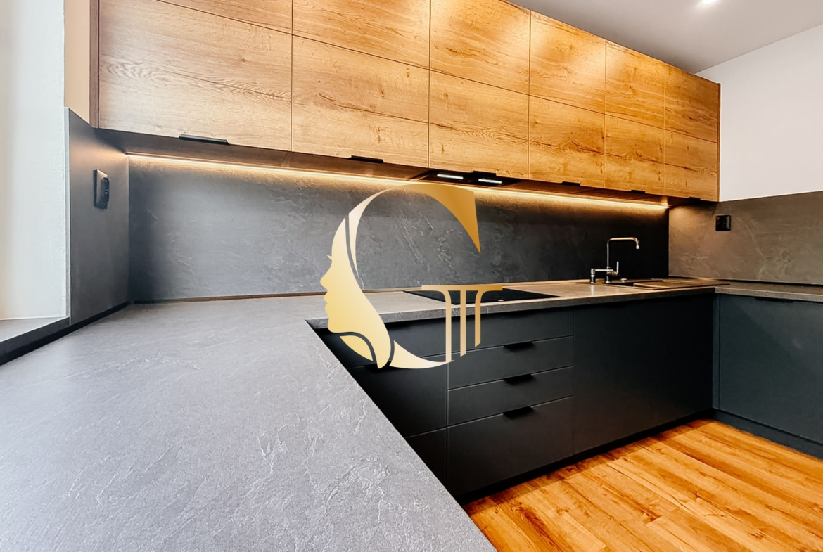 GODDESS PROPERTY – rezervované – PREDAJ 4 izbový byt 85 m2 – LOGGIA – moderný – kompletná rekonštrukcia – PLANCKOVA ulica – Petržalka