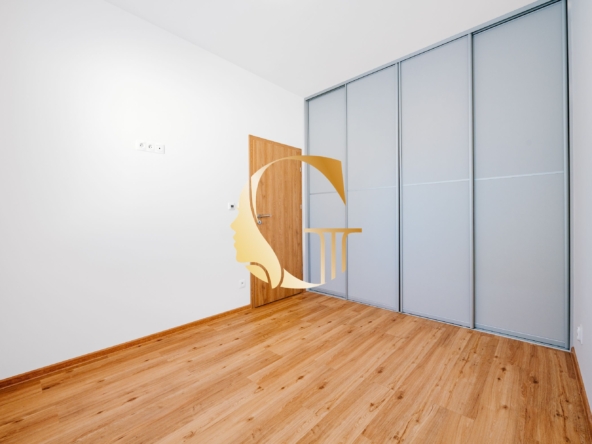 GODDESS PROPERTY – exkluzívne – PREDAJ – moderný – samostatne stojaci 4-izbový rodinný DOM 106 m2 – pozemok 398 m2 – Majerské Záhrady – VRAKUŇA