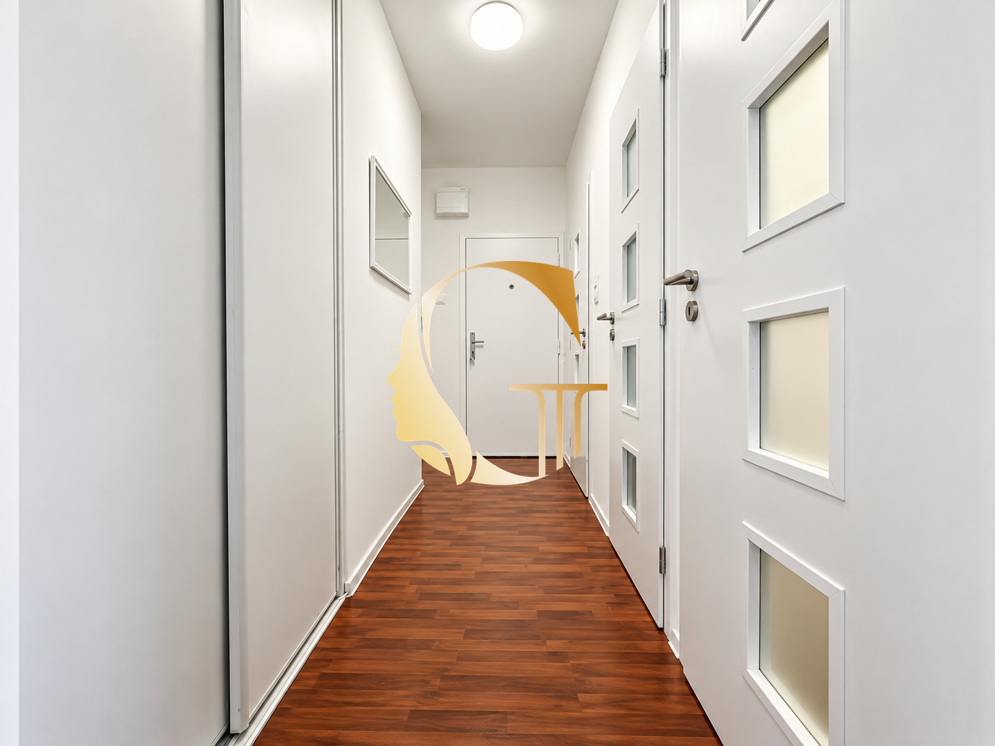 GOODESS PROPERTY – exkluzívne – PREDAJ 1 izbový byt 36 m2 s KLIMATIZÁCIOU – moderne zariadený – komora a pivnica murovaná – Toryská ulica – VRAKUŇA