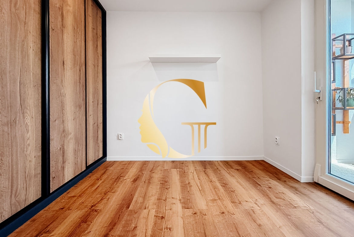 GODDESS PROPERTY – rezervované – PREDAJ 4 izbový byt 85 m2 – LOGGIA – moderný – kompletná rekonštrukcia – PLANCKOVA ulica – Petržalka